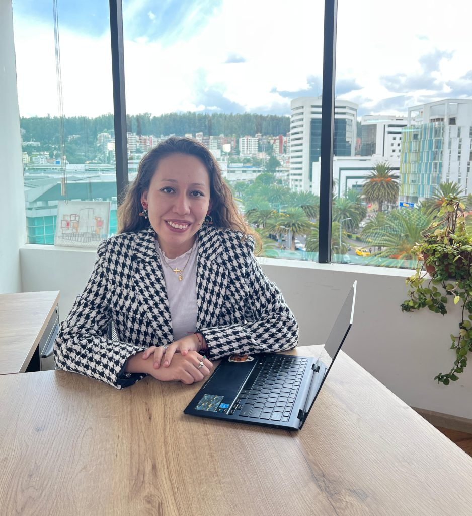 Asesora estratégica del área financiero con experienia en proyectos de construcción inmobiliaria